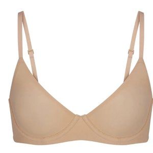 SKIMS Fits  everybody unlined demi bra (clay)